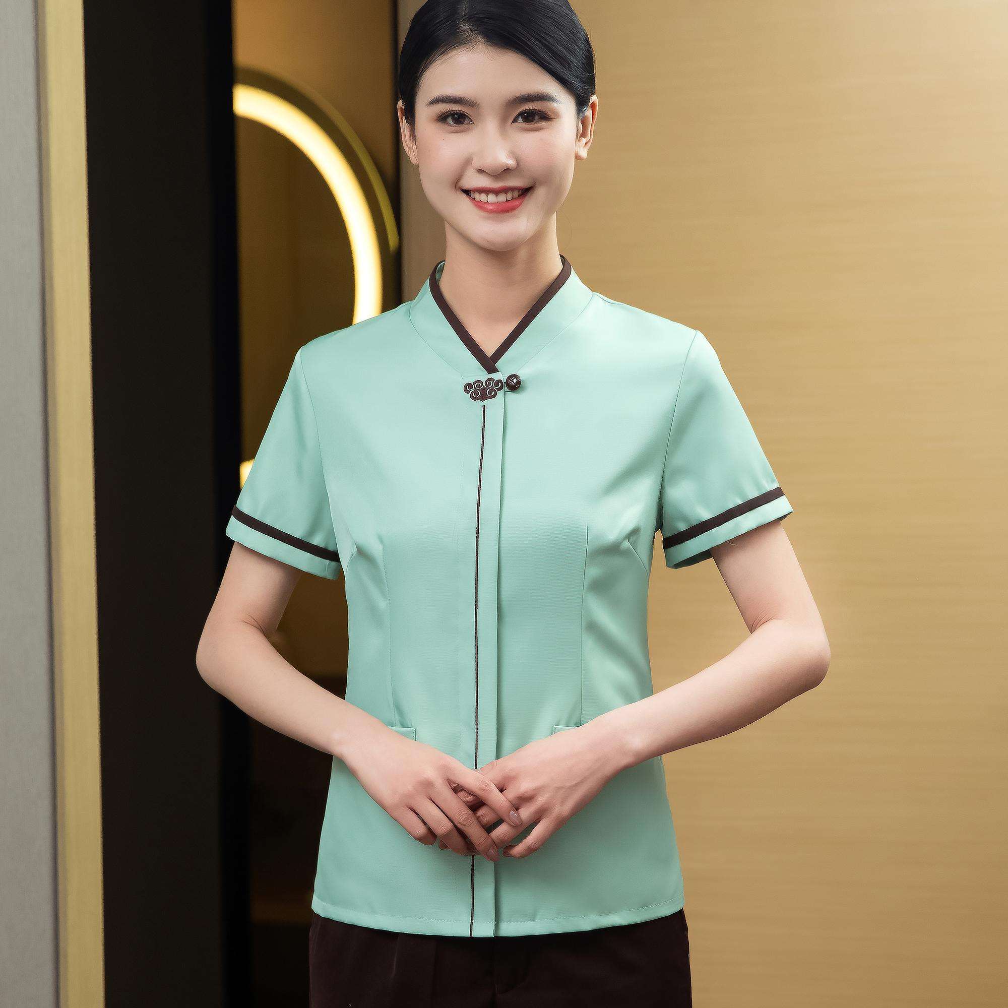 แขนสีเขียว