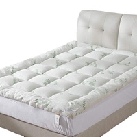 Hàng Châu Bán Buôn Giường Váy Xuống Bông Điền Túi Sâu Chần Nệm Topper Sợi Tre Mềm Nệm Bìa