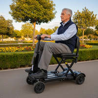 Scooter de mobilité pliable pour adultes, mécanisme de pliage manuel, couleur noire, accoudoirs, moteur 180W, vitesse 7 km/h, capacité 120 kg, 10 Ah
