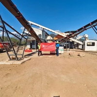 Centrale de concassage mobile 4-en-1 sur roues (Broyeur à mâchoires + Broyeur à cône + Crible) 100-200 t/h – Station intégrée de concassage et de criblage de pierres