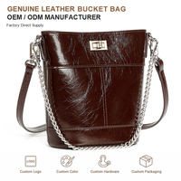 Sac Seau Bandoulière Verni en Cuir de Première pour Femme avec Chaîne et Forme Compacte pour Rendez-vous et Fêtes