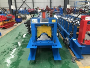 Machine de profilage de haute qualité pour tuiles de toiture métalliques, profilés de toiture, gouttières et tuiles de finition de 1200 mm, avec moteur à engrenages - Product Image 2