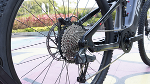 Vélo <span class=keywords><strong>VTT</strong></span> Électrique à Suspension Intégrale EM10 avec <span class=keywords><strong>Moteur</strong></span> Central Bafang Sans Fil 12 Vitesses 500W 48V, Vélo de Montagne à <span class=keywords><strong>Moteur</strong></span> Central en Promotion - Product Image 4