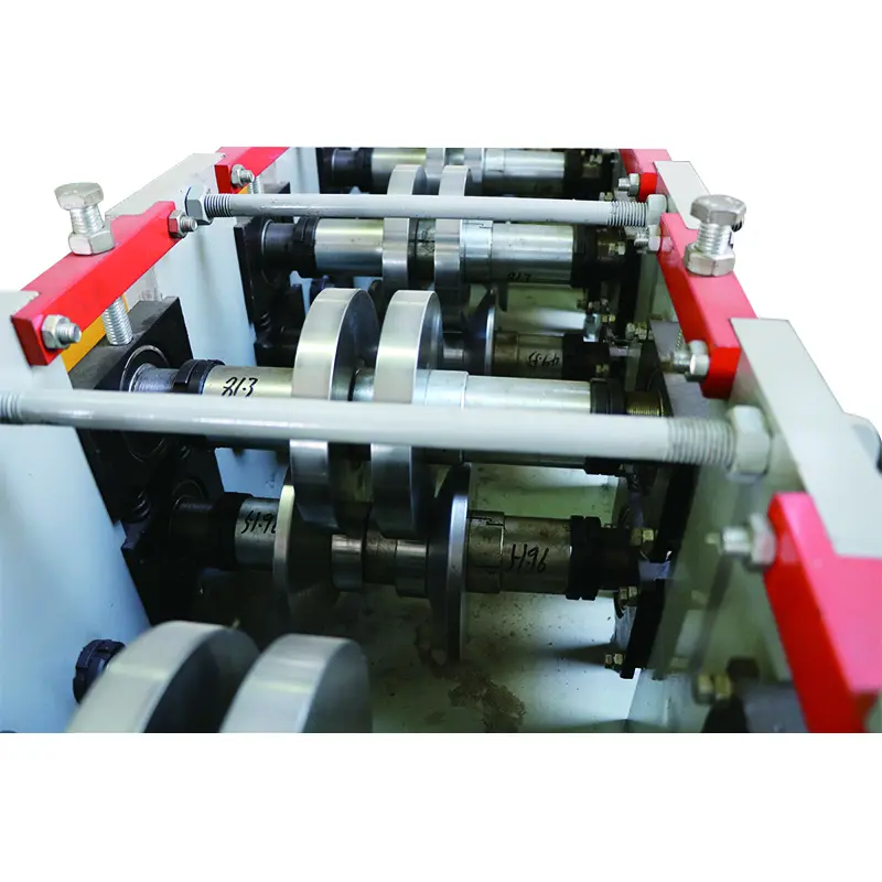 Hot Selling Quality roll forming machine for ud cd uw cw profiles