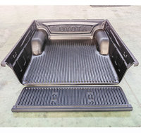 Camioneta de Doble Cabina de Cuatro Puertas Modelo Antiguo con Caja Estándar y Tapete Trasero en Estado Nuevo para Hilux Versión Oriente Medio 1998