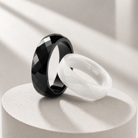 Bagues en céramique classiques noires et blanches de 6 mm, facettées, pour couples, ne se décolorent jamais, résistantes aux rayures, bijoux sûrs pour la peau, pour femmes et hommes