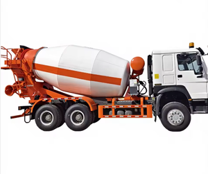 Camión Mezclador de Concreto de Alta Calidad Howo de 7m, 10m, 12m Metros Cúbicos, Montado en Camión, con Bomba y Motor de 4-6L, Bajo Costo de Mantenimiento - Product Image 1