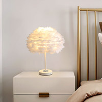Lampe de chevet décorative avec support et douille, lampe de chevet pour chambre à coucher, lampe de chevet pour fille, lumière de nuit en plumes, E27, décoration d'hôtel, décoration de la maison, lampes de table