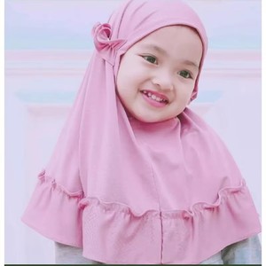 Hijab instantáneo de color sólido con borde floral <span class=keywords><strong>para</strong></span> niños musulmanes, Hijab listo <span class=keywords><strong>para</strong></span> usar <span class=keywords><strong>para</strong></span> <span class=keywords><strong>niñas</strong></span> pequeñas de Malasia - Product Image 1