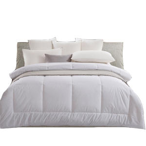 <span class=keywords><strong>Couette</strong></span> d'hôtel 5 étoiles en microfibre de qualité supérieure pour <span class=keywords><strong>couette</strong></span> élégante point carré hypoallergénique blanc Queen Size vente en gros - Product Image 1