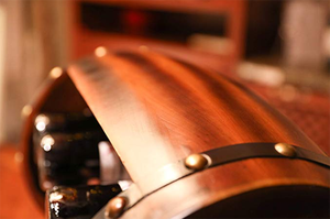 Commercio all'ingrosso Su Misura In Legno Barile di Birra A Forma di Bottiglia di Vino Vino Rack 10 Decorativa Supporto Del Vino di Qualsiasi Dimensione - Product Image 4