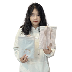 Petit <span class=keywords><strong>sac</strong></span> <span class=keywords><strong>de</strong></span> supermarché en mousseline <span class=keywords><strong>de</strong></span> tissu en toile <span class=keywords><strong>de</strong></span> coton avec cordon <span class=keywords><strong>de</strong></span> serrage avec logo personnalisé avec impression <span class=keywords><strong>de</strong></span> sacs cadeaux recyclés <span class=keywords><strong>Black</strong></span> <span class=keywords><strong>friday</strong></span> - Product Image 1