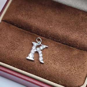 Collier avec pendentif lettre en argent 925 classique UM Jewelry pour femmes, enfants, anniversaires, mariages et occasions de fête - Product Image 2