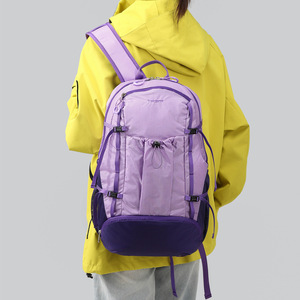 Sac à dos de randonnée pour femme Tin Duc grande capacité - Nylon, coque souple, minimaliste, imperméable, léger, pliable, pour les voyages de loisirs - Product Image 2