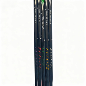 Bâton de hockey sur glace en fibre de carbone de la série Pro, conçu avec précision pour <span class=keywords><strong>des</strong></span> performances d'élite sur la glace, contrôle et durabilité - Product Image 2