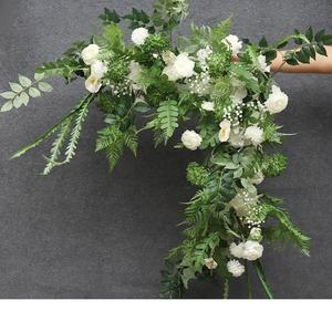 Fabricant en gros pour Amazon Arch fleur de mariage artificielle linteau de porte décoration faite à la main arrangement de noël en plein air - Product Image 5