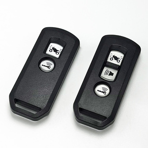 Control Remoto sin Llave para Motocicleta Honda Pcx <span class=keywords><strong>150</strong></span> Adv <span class=keywords><strong>150</strong></span> PCX160 Forza 350 NSS350 KOR-V02, 3 Botones, 433.92MHz, Chip ID47, Llave Plateada - Product Image 4