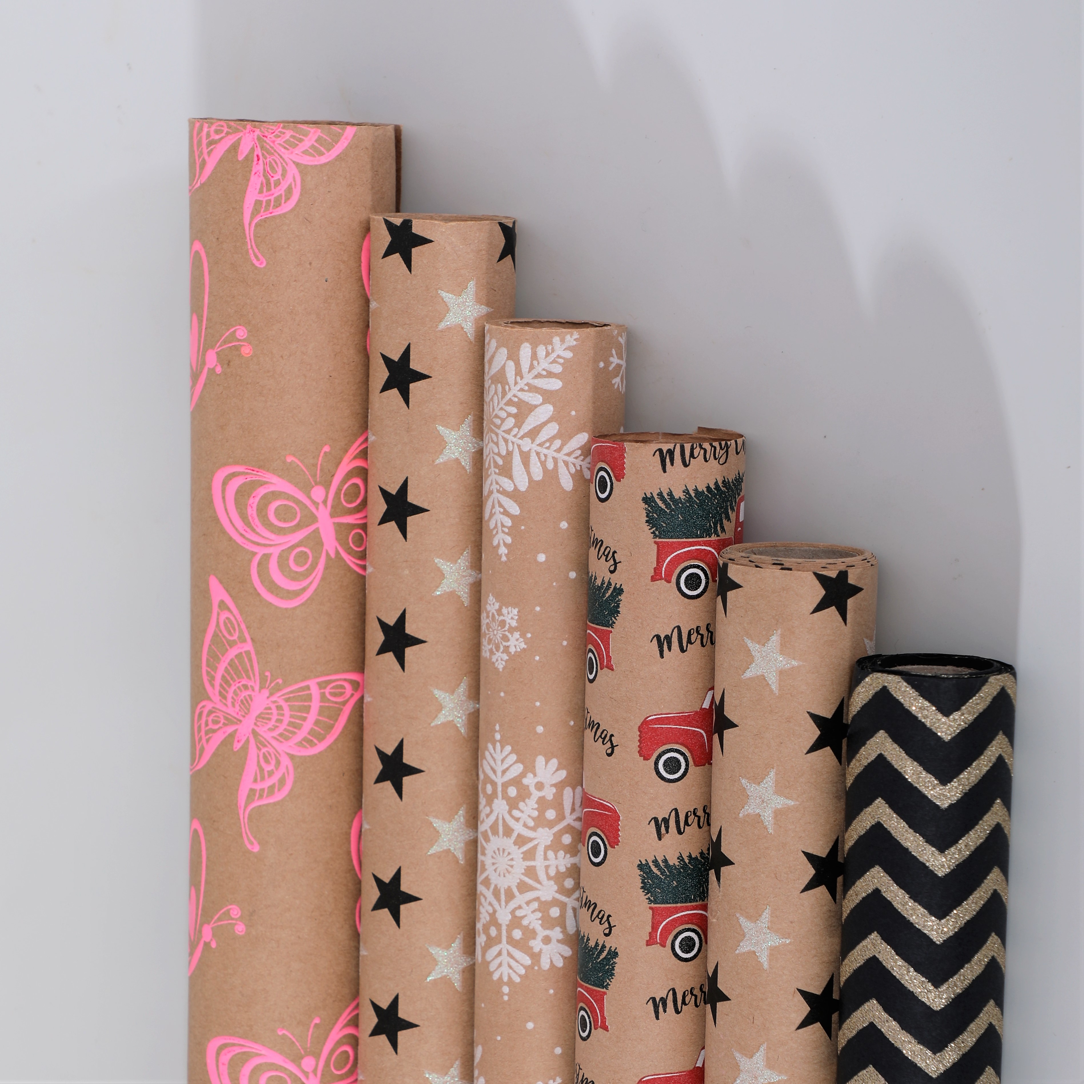 Custom Different design and printing gift wrapping paper for various themes packing for holidays and parties