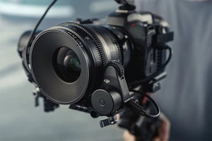 Control Remoto Inalámbrico de Alto Torque para Motor RS (2022), Compatible con <span class=keywords><strong>DJI</strong></span> <span class=keywords><strong>Ronin</strong></span> 4 <span class=keywords><strong>Pro</strong></span>/ 4/ 3 / 3/ Gimbal - Product Image 5
