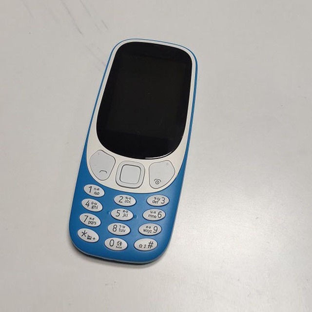 Hot Selling Cross-Border Mobile Phone 3310 2.4Inch Screen Non-smart Phone 2G Straight Button Elderly Dual SIM Feature Phone