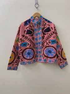 เสื้อแจ็คเก็ตสั้นคุณภาพสูงปักมือลายซูซานีอินเดีย ผ้ากำมะหยี่ ระบายอากาศได้ดี เหมาะสำหรับฤดูหนาว สไตล์โบโฮ  เสื้อคลุมสไตล์ชาติพันธุ์  ผู้ส่งออก OEM - Product Image 1