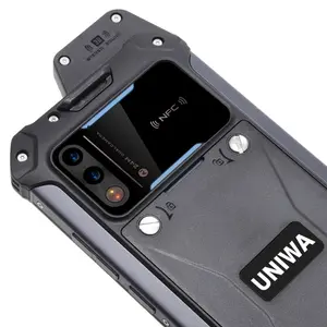 UNIWA W8886.3インチグローバルバージョン4GIP68防水耐衝撃性スマートフォンPOCトランシーバー