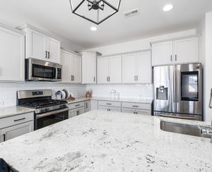 Armario modular de madera maciza de estilo clásico moderno, armarios de Panel de puerta acrílico de laca de despensa de cocina para el hogar de alta calidad - Product Image 3