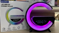 Oplaadbare speaker met kleurrijke LED-lichtstrip, grote digitale wekker, gezellige nachtkastlamp