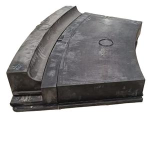 Grille de décharge à fentes ouvertes en acier au chrome/acier au manganèse pour un drainage efficace des boues dans les moulinets - Product Image 3