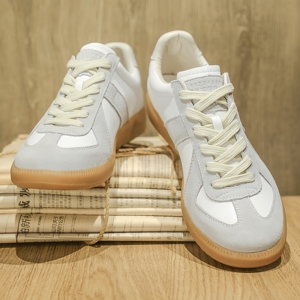 <span class=keywords><strong>Zapatillas</strong></span> informales <span class=keywords><strong>para</strong></span> <span class=keywords><strong>hombre</strong></span>, ligeras, cómodas, con suela de goma, de cuero, versátiles, zapatos blancos <span class=keywords><strong>para</strong></span> parejas, <span class=keywords><strong>zapatillas</strong></span> de moda - Product Image 4