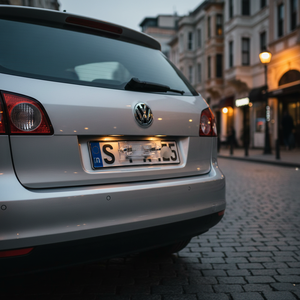 Cadre de plaque d'immatriculation pour Volkswagen Golf Plus 2005-2009 - Product Image 3
