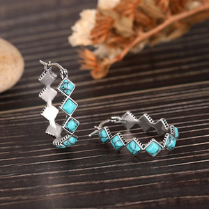 Orecchini a Clip Vintage in Stile Orientale con Motivi Geometrici e Colore Turchese, Gioielli per Orecchie alla Moda per Donne - Product Image 6