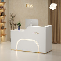 Comptoir de réception minimaliste moderne en bois, idéal pour les petites boutiques de vêtements féminins, les bars et les salons de beauté.