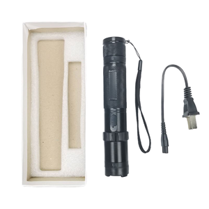 ไฟฉาย LED แบบซูมได้ กันน้ำ สำหรับใช้งานกลางแจ้ง ตัวเรือน PVC แสงสีขาว รุ่น MC-12 เหมาะสำหรับงานปาร์ตี้ครอบครัว และใช้เพื่อการส่งเสริมการขาย - Product Image 1