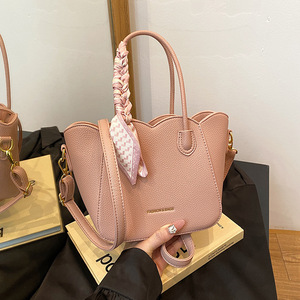 Luxury Scalloped <strong>Women</strong> Handbags with Silk Scarf PU Leather Ladies Shoulder <strong>Bag</strong> Trendy Tote Crossbody <strong>Bags</strong> <strong>for</strong> <strong>Women</strong> - Product Image 6