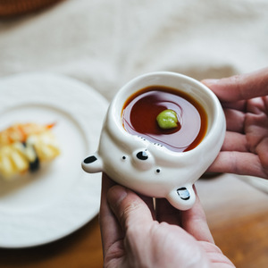 Piatto per Salsa a Forma di Orso in Ceramica Modellata a Mano, Colore Sottosmalto Giapponese, Piatto per Salsa di Soia e Aceto per Sushi - Product Image 5