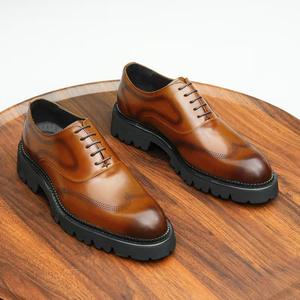 Zapatos Formales de Negocios de Lujo, Cómodos y Suaves, Hechos a Mano en Cuero, con Suela de Goma, para Bodas - Product Image 2