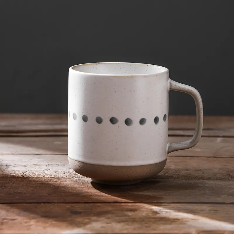 Hot Sale benutzer definierte Retro hand bemalte Punkt glasierte Steinzeug japanische Tasse Keramik 350ml umwelt freundliche Tassen mit Logo