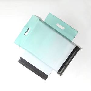 Sacs fourre-tout personnalisables avec logo, sacs d'emballage en PE épais et imperméables, enveloppes d'expédition en polyéthylène pour la logistique - Product Image 4