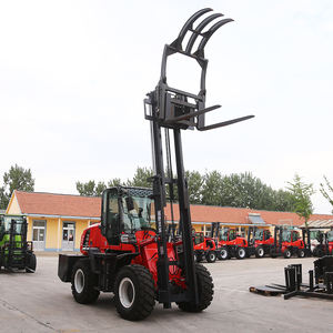 Montacargas Todoterreno Multiusos 4x4 para Terrenos Difíciles, Diésel, de 1.5, 3, 3.5, 4, 5 y 6 Toneladas - Product Image 2