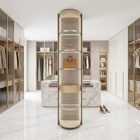 Vitrine LED autoportante motorisée rotative à 360° personnalisable, de luxe moderne, pour présentation de sacs de chambre à coucher, destinée aux centres commerciaux et magasins de détail