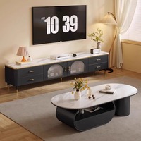 Table basse de style français en acier inoxydable avec plateau en marbre, design moderne pour les petits salons