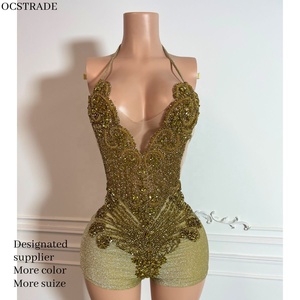 <span class=keywords><strong>Tuta</strong></span> Intera Sexy da Donna Ocstrade di Alta Qualità con Strass Dorati Scintillanti, Allacciatura e Aperture, Romper Corto - Product Image 1