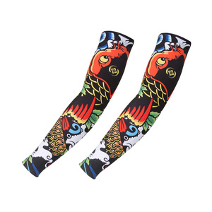 Manchons de compression personnalisables pour bras, motif drapeau crâne et camouflage numérique, protection UV, rafraîchissants, pour basketball et cyclisme - Product Image 1