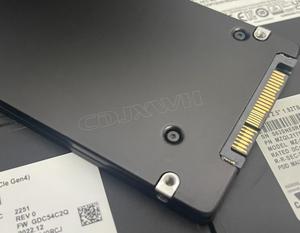 PM9A3 2.5" 1.9TB SSD (PCIe Gen4) MZ-QL21T90 - Product Image 4