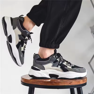 Chaussures de sport décontractées tendance pour hommes 2025, style skateboard, semelle épaisse, maille respirante, légères, camouflage, chaussures de course, hauteur - Product Image 5