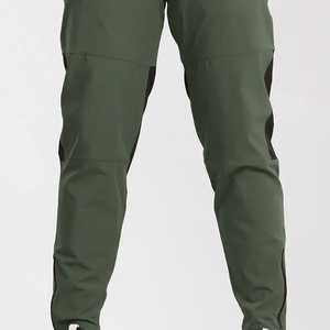 กางเกงจ็อกเกอร์ขายส่งสำหรับผู้ชาย ผ้าฝ้ายทรงเข้ารูป กางเกงวอร์มออกกำลังกาย วิ่ง หรือเล่นกีฬา - Product Image 4