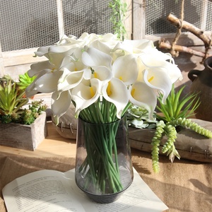 Pu Yellow Stamen Mini Real Touch Calla Lily Artificial Flower Wholesale - Product Image 2