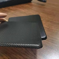 Grille de haut-parleur en maille d'acier soudée de qualité supérieure, fabrication professionnelle, soudage haute fidélité, pliage pour performances audio sur scène