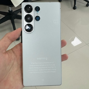 Smartphone HONOR S26 Ultra 5G, écran AMOLED 6,7 pouces, 120 Hz FHD, processeur octa-core, Android 15, appareil photo arrière 80 MP, capteur d'empreintes digitales - Product Image 2